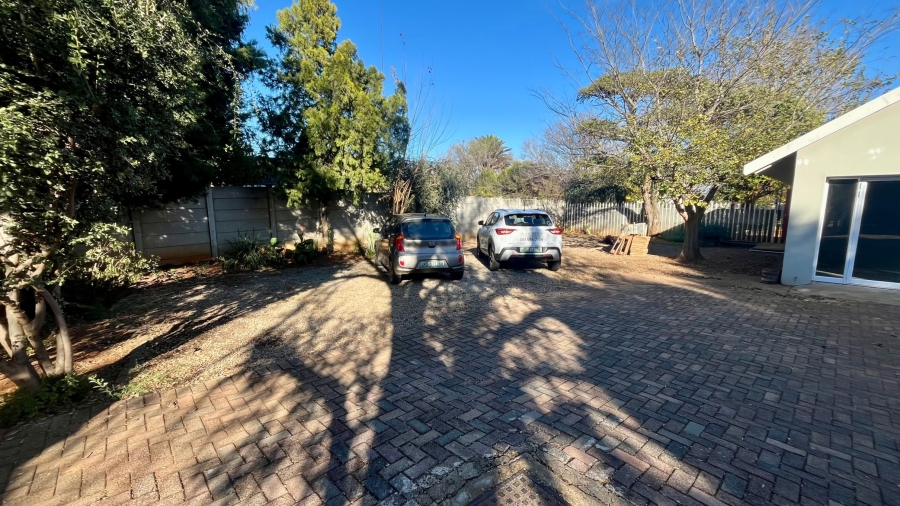 3 Bedroom Property for Sale in Flamwood North West
